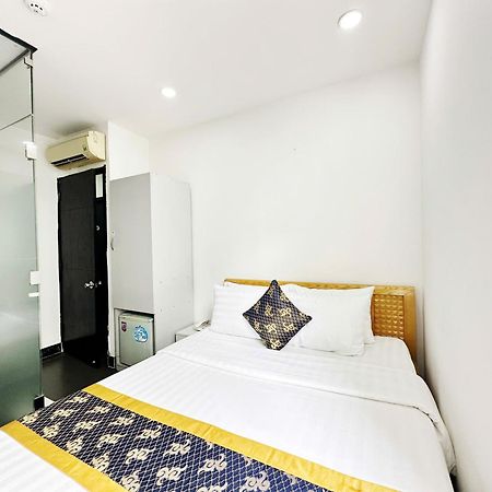 K&T Hotel - San Bay Tan Son Nhat Хошимин Экстерьер фото
