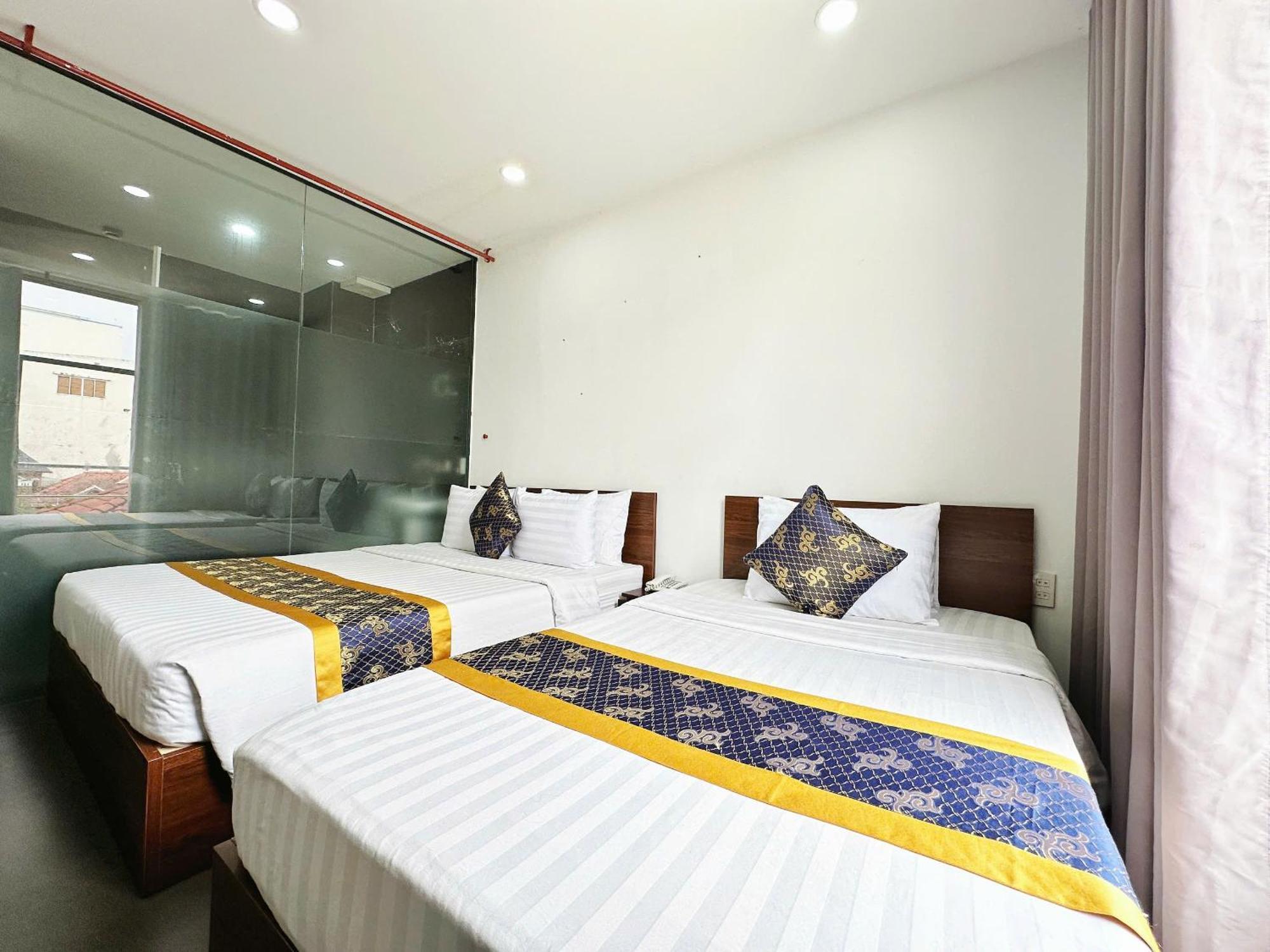 K&T Hotel - San Bay Tan Son Nhat Хошимин Экстерьер фото