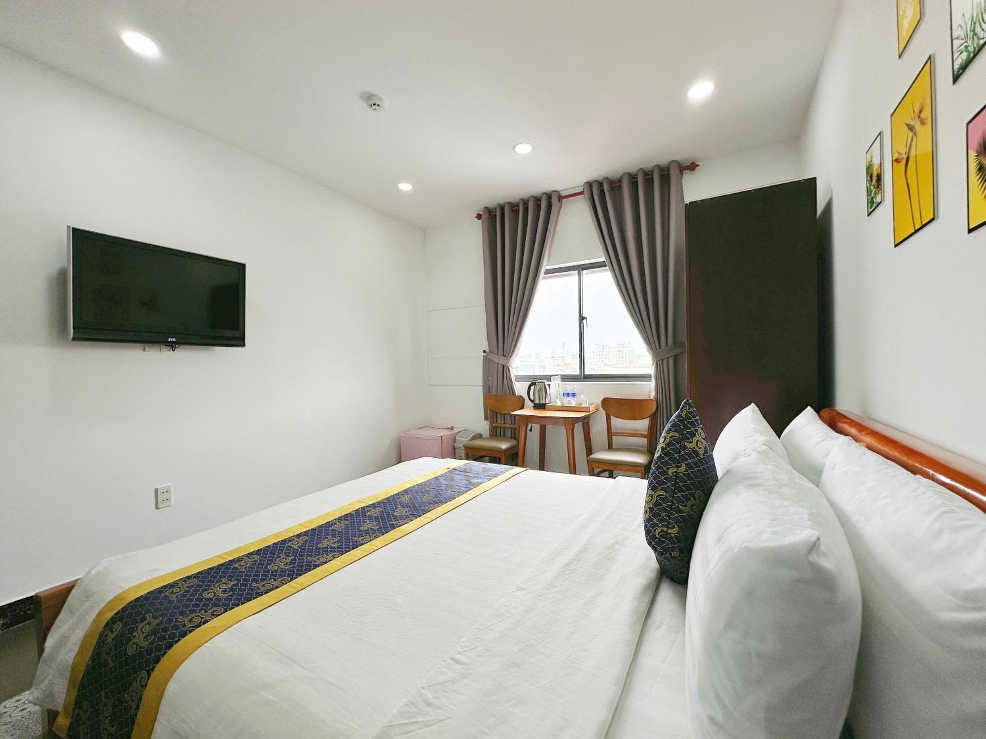 K&T Hotel - San Bay Tan Son Nhat Хошимин Экстерьер фото