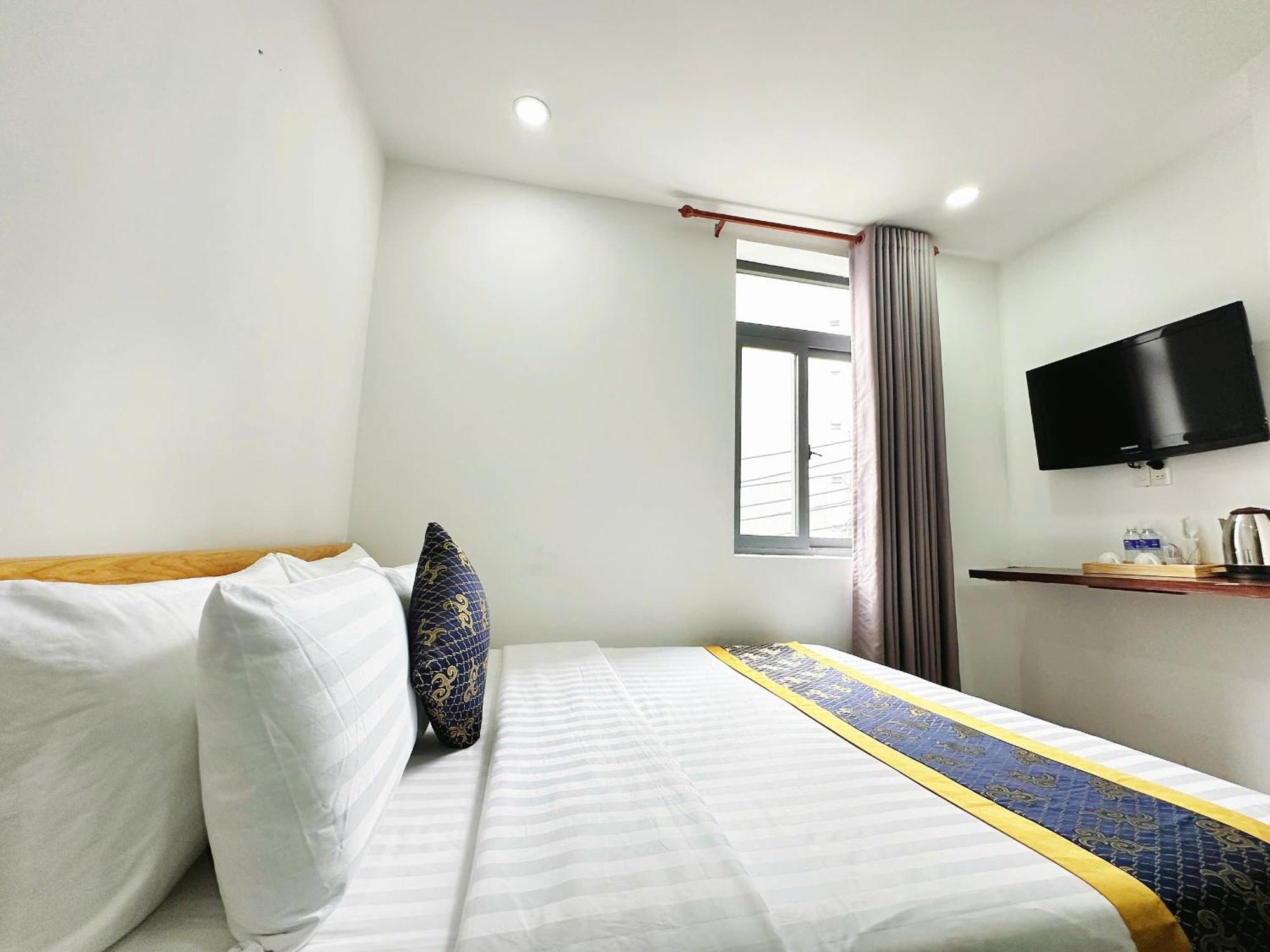 K&T Hotel - San Bay Tan Son Nhat Хошимин Экстерьер фото